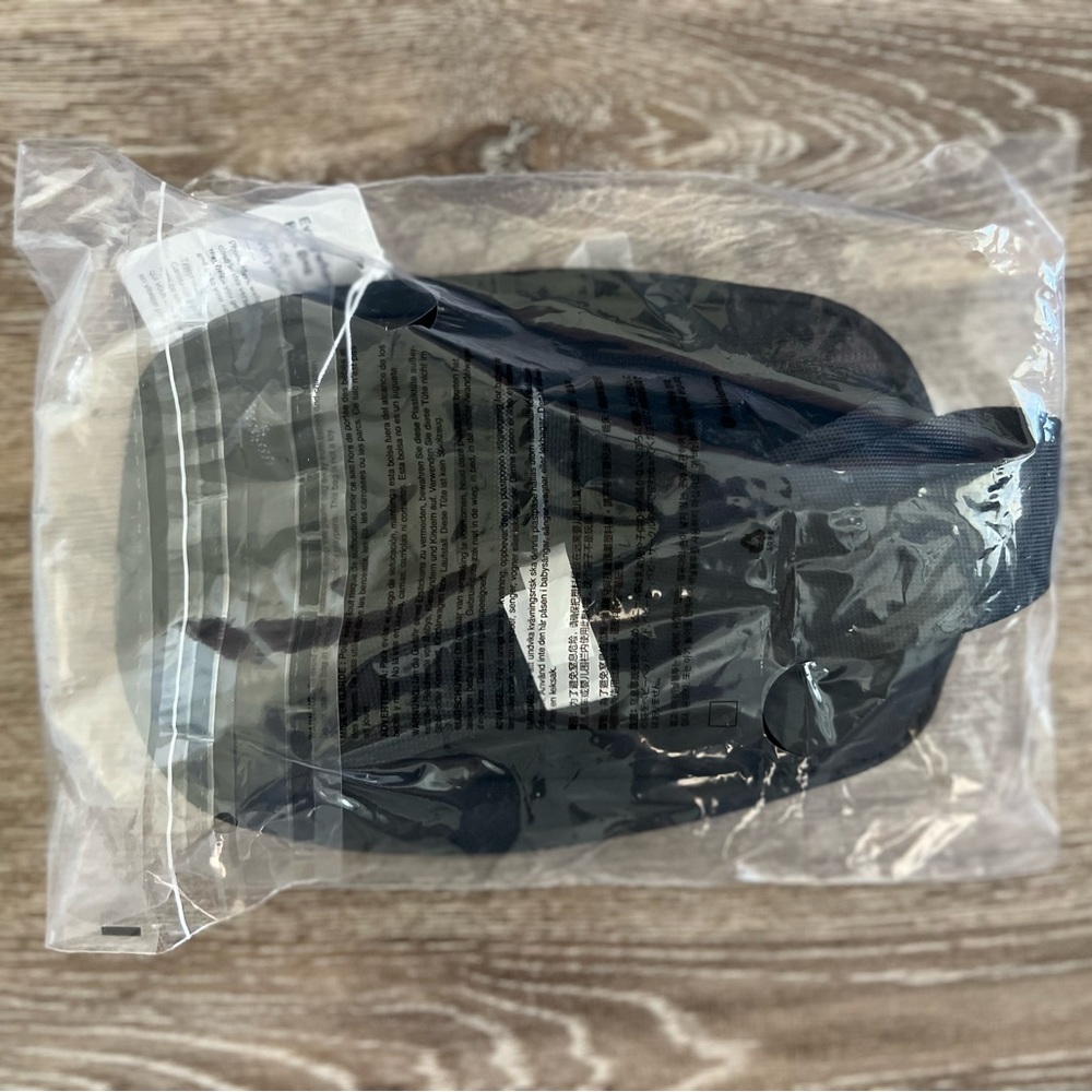 Lululemon Black Eveywhere Belt Bag